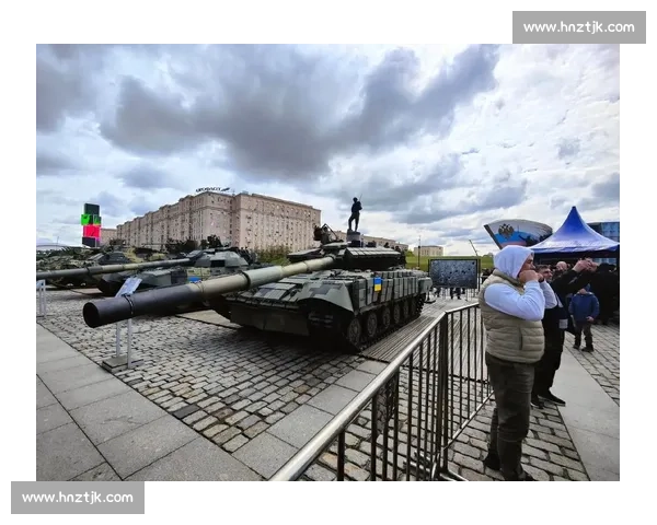 罗萨读秒双响救主!广州豹 2-2 绝平陕西,冲超悬念延续 罗萨读秒双响救主!广州豹 2-2 绝平陕西,冲超悬念延续